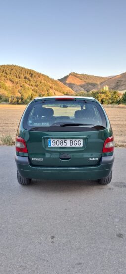 
										Renault Scenic 1.9 DCI completo									