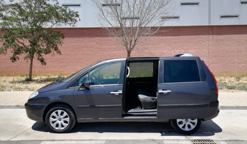 
								Citroën C8 2.0 HDI completo									