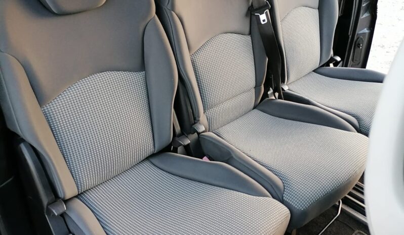 
								Citroën C8 2.0 HDI completo									