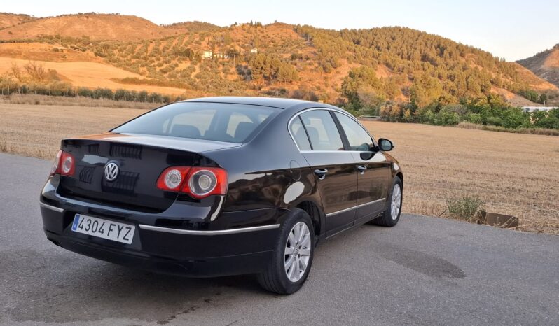 
								Volkswagen Passat 1.9 TDI 105cv completo									