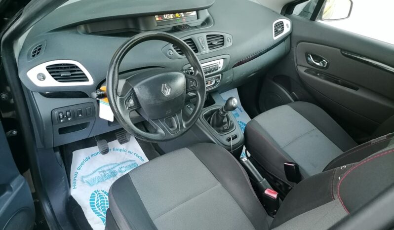 
								Renault Scenic 2012 1.5 dci completo									