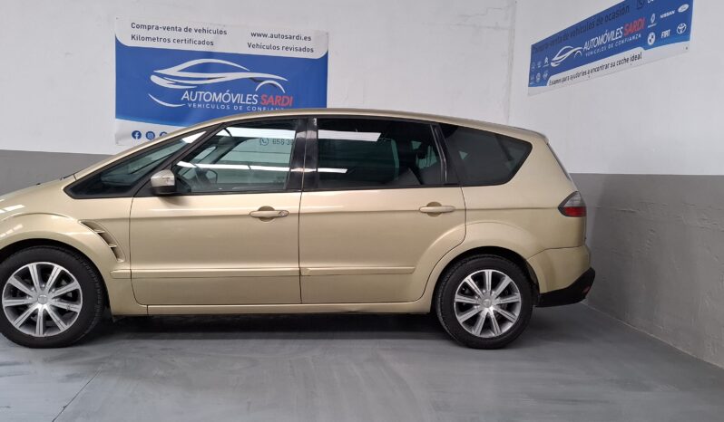 
								ford s-max completo									