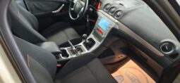 
										ford s-max completo									