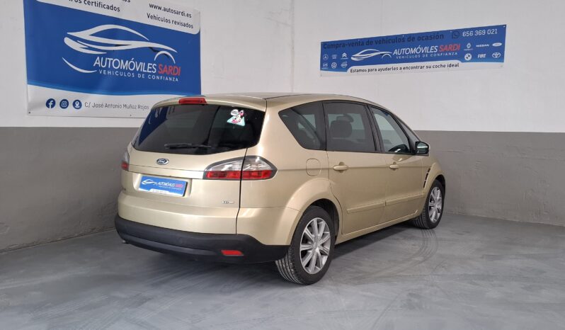
								ford s-max completo									