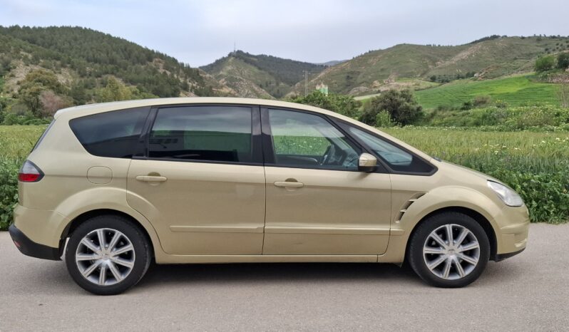 
								ford s-max completo									