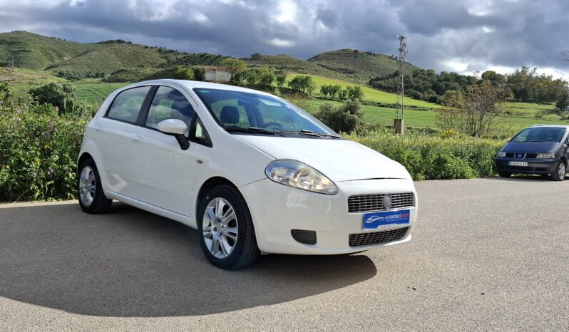 
								fiat gran punto completo									