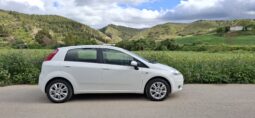 
										fiat gran punto completo									