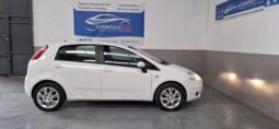 
										fiat gran punto completo									