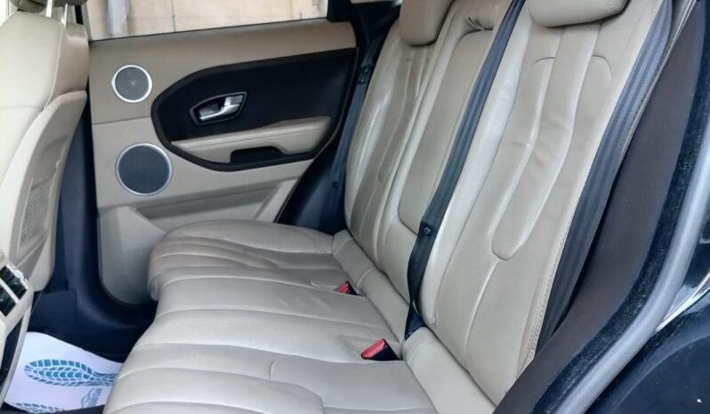 
								range rover  evoque completo									