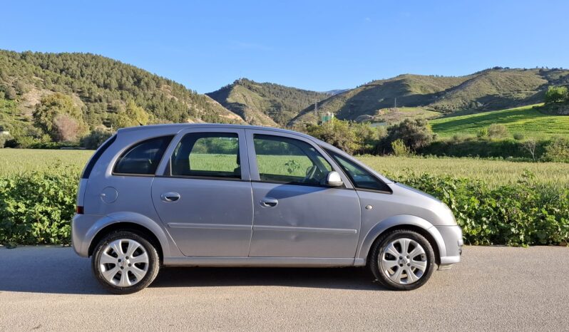 
								Opel Meriva completo									