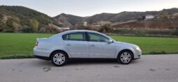 
										Volkswagen Passat completo									