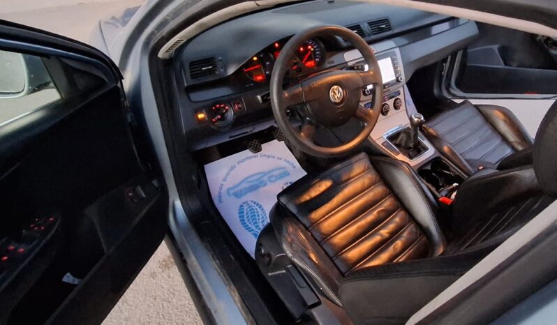 
								Volkswagen Passat completo									