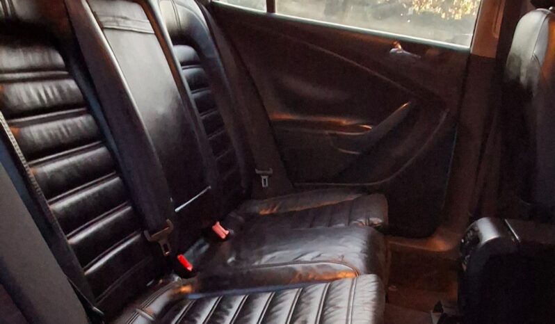 
								Volkswagen Passat completo									