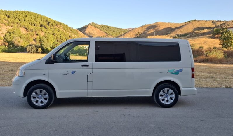 
								Volkswagen Caravelle completo									