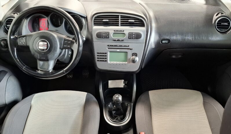 
								SEAT ALTEA XL completo									