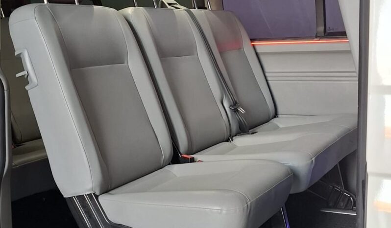 
								Volkswagen Caravelle completo									