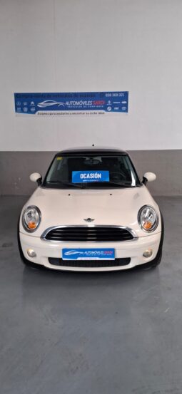 
										Mini Cooper One completo									