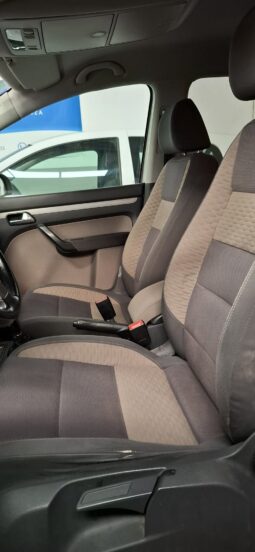 
										Volkswagen Touran completo									