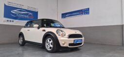 
										Mini Cooper One completo									