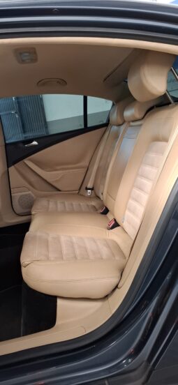 
										Volkswagen Passat completo									