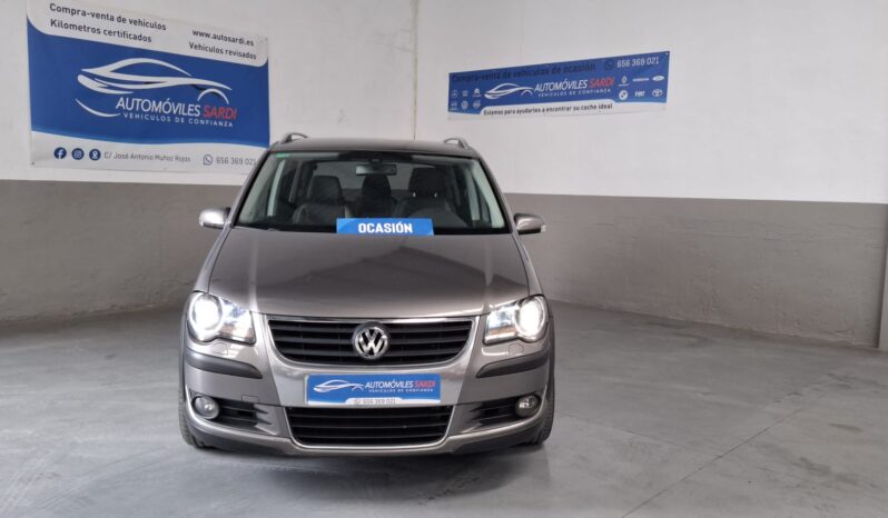
								Volkswagen Touran completo									