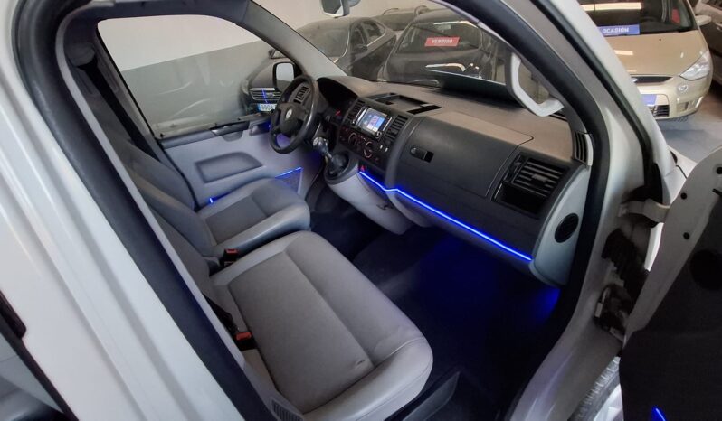 
								Volkswagen Caravelle completo									