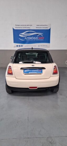 
										Mini Cooper One completo									