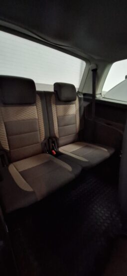 
										Volkswagen Touran completo									
