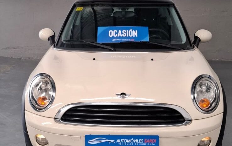 
								Mini Cooper One completo									