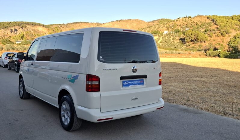 
								Volkswagen Caravelle completo									